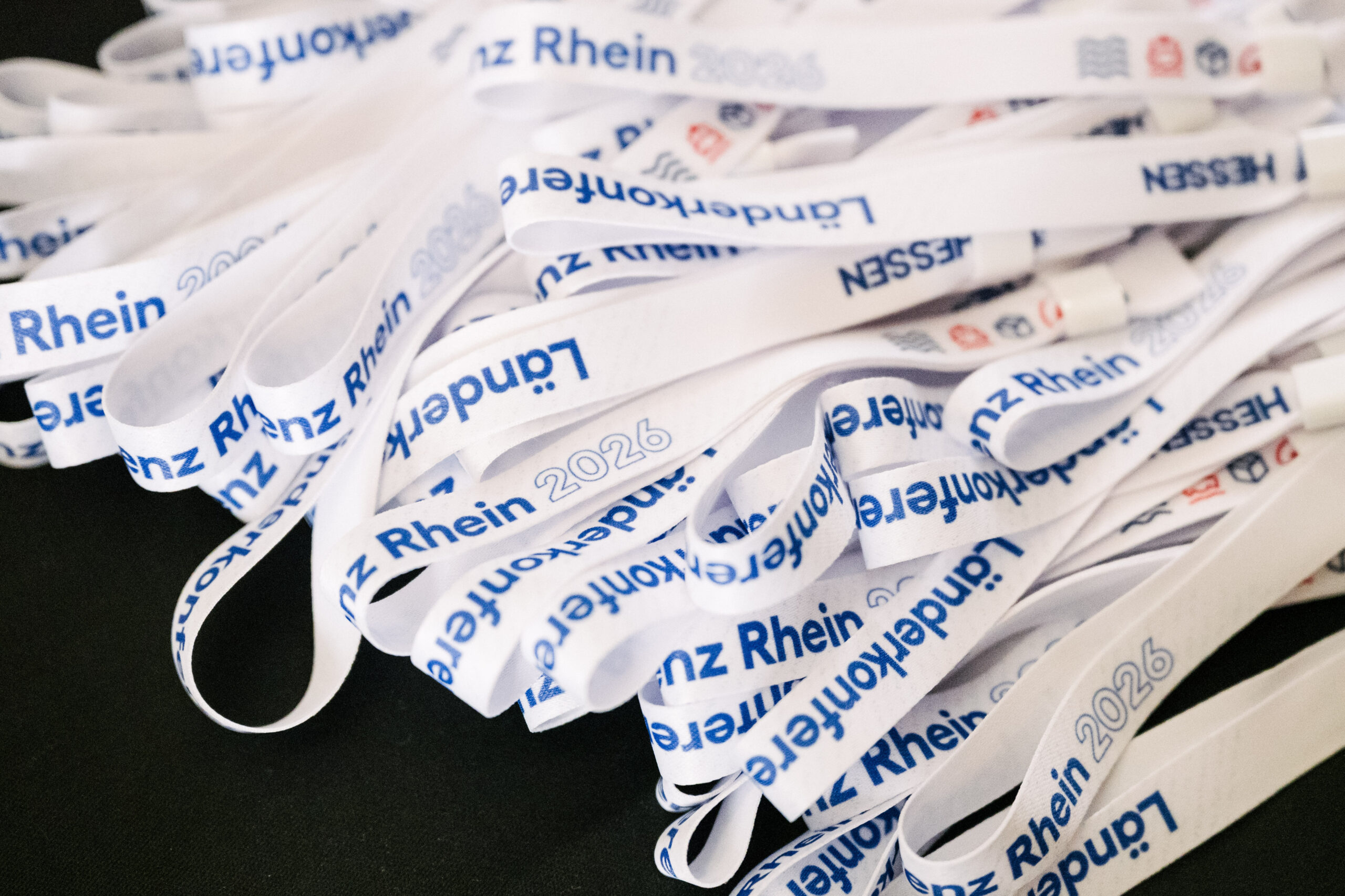 Einlassbänder für die Länderkonferenz Rhein Einlassbänder für die Länderkonferenz Rhein